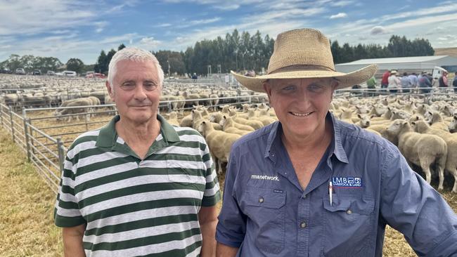 Buyer Charlie Waters from Hamilton with agent Bernie Grant at Casterton sheep sale.