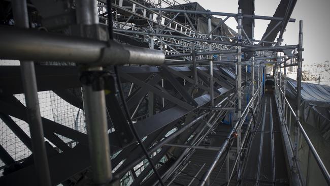 A painting station on the Sydney Harbour Bridge. Photos: Chris McKeen