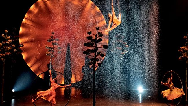 Cirque du Soleil performers on stage. Picture: Anne Collard