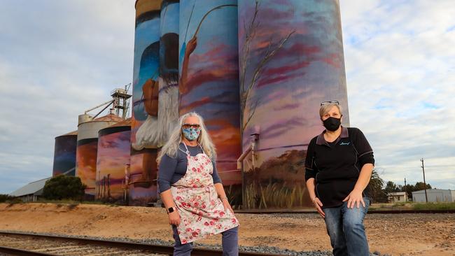 Sea Lake residents and friends Jenny Simpson and Tracey Wright after no Covid cases have been recorded in Buloke Shire. Picture: Alex Coppel.