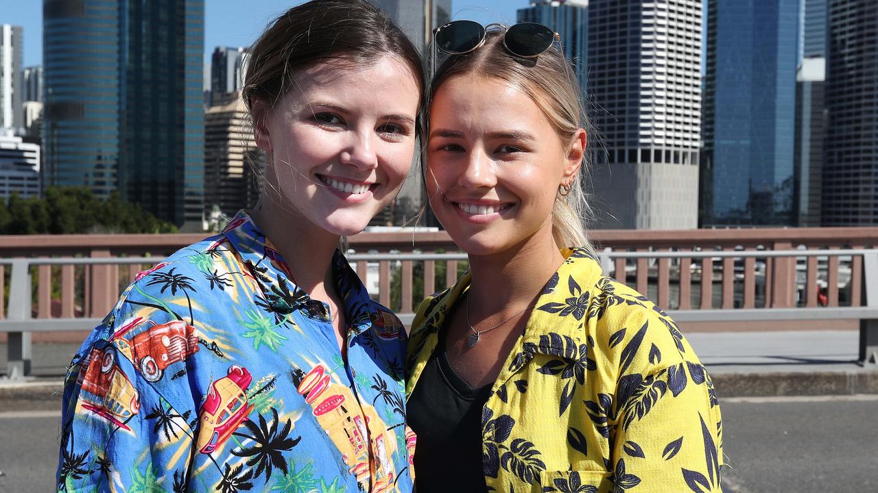 Clare Nolan and Hannah Nolan of Toowoomba, 5 Km race, Bridge to Brisbane, Story Bridge, Kangaroo Point. Photographer: Liam Kidston.