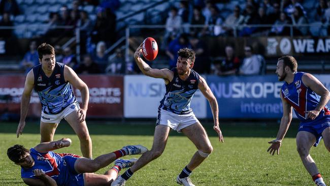 Glenunga’s Sam Abell collects the ball during the division four grand final. Picture: AAP/Morgan Sette