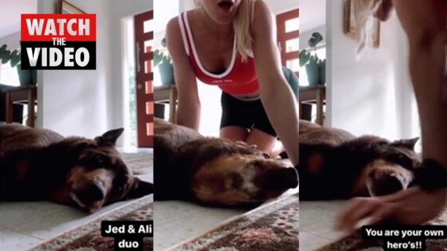 Former Bachelorette Ali Oetjen has a surprisingly good voice