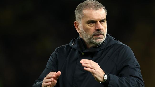 LONDON, ENGLAND - JANUARY 30: Ange Postecoglou, Manager of Tottenham Hotspur, applauds the fans after the team's victory in the UEFA Europa League 2024/25 League Phase MD8 match between Tottenham Hotspur and IF Elfsborg at Tottenham Hotspur Stadium on January 30, 2025 in London, England. (Photo by Richard Pelham/Getty Images)