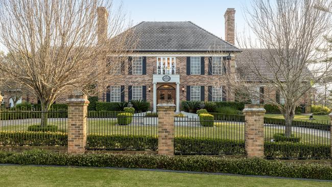 3 McAdam Court in Middle Ridge has hit the market through Ecology Property, with the 35-year-old Toowoomba home expected to clear $5m through an expressions of interest campaign. Photos by Statik Illusions