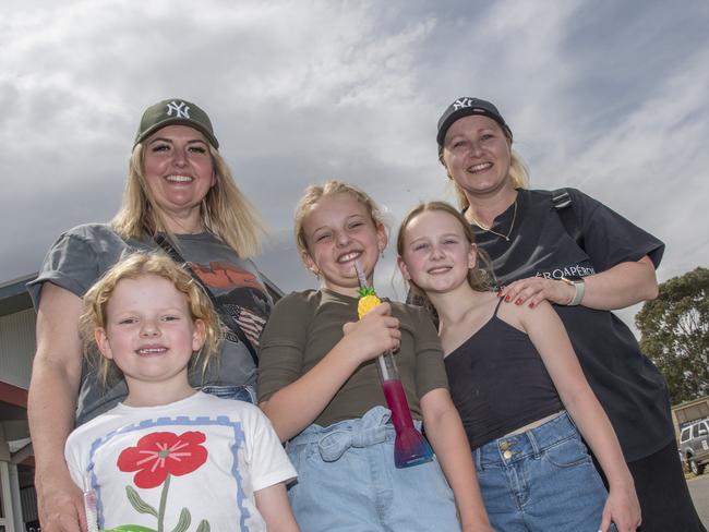 Annie Steicke, Nina Steicke, Millie Steicke, Lola Violi, Emma Violi. Swan Hill Show 2024. Picture: Noel Fisher.