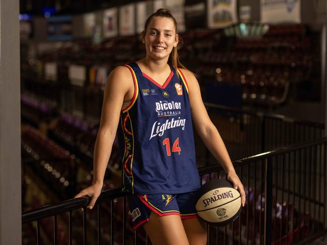 Isobel Borlase is one of Australian basketball's biggest and brightest stars. Picture: Kelly Barnes