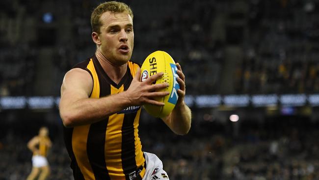 Tom Mitchell broke the AFL record for disposals in a season. Picture: AAP