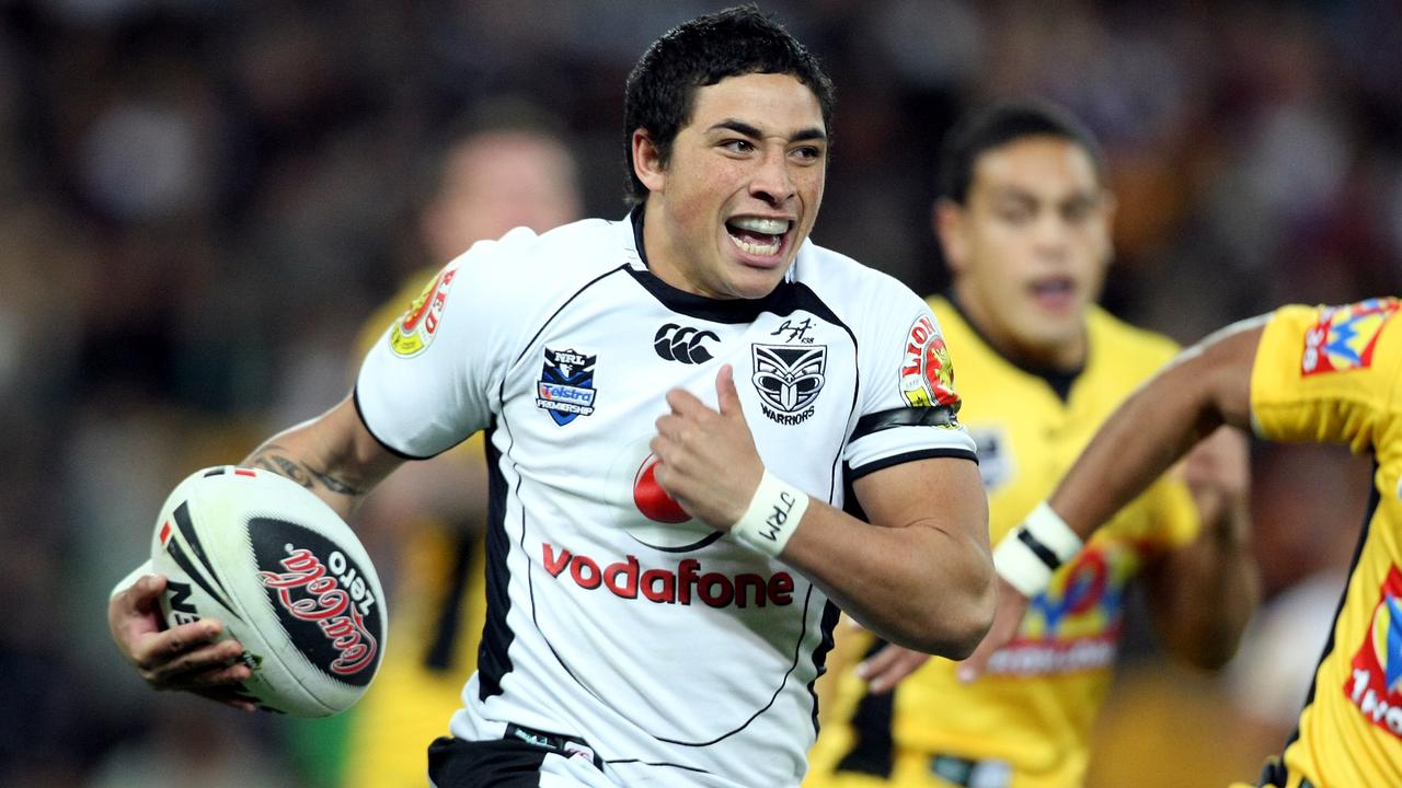 Kevin Locke races away against the Broncos