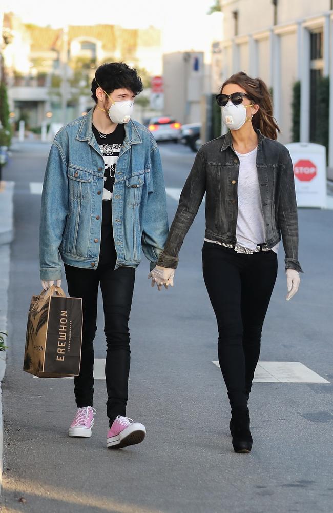 Kate Beckinsale, 46, was photographed out grocery shopping with boyfriend Canadian musician Goody Grace, 22, on Friday in Pacific Palisades, California. Picture: MEGA/BACKGRID