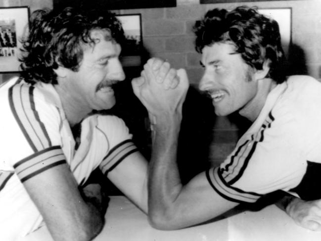 Australia's Dennis Lillee and New Zealand's Richard Hadlee arm wrestling in Perth before the first Test in 1980. Arm wrestle. Picture: AAP.