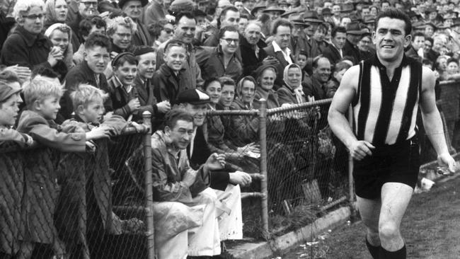 Richards doing a lap of honour during his last game.