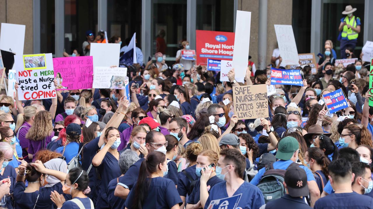 The NSWNMA claimed 5000 members showed up outside parliament. Picture: NCA NewsWire / David Swift