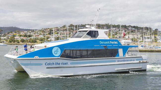 Derwent Ferry leaves the Eastern Shore. Picture: Richard Jupe