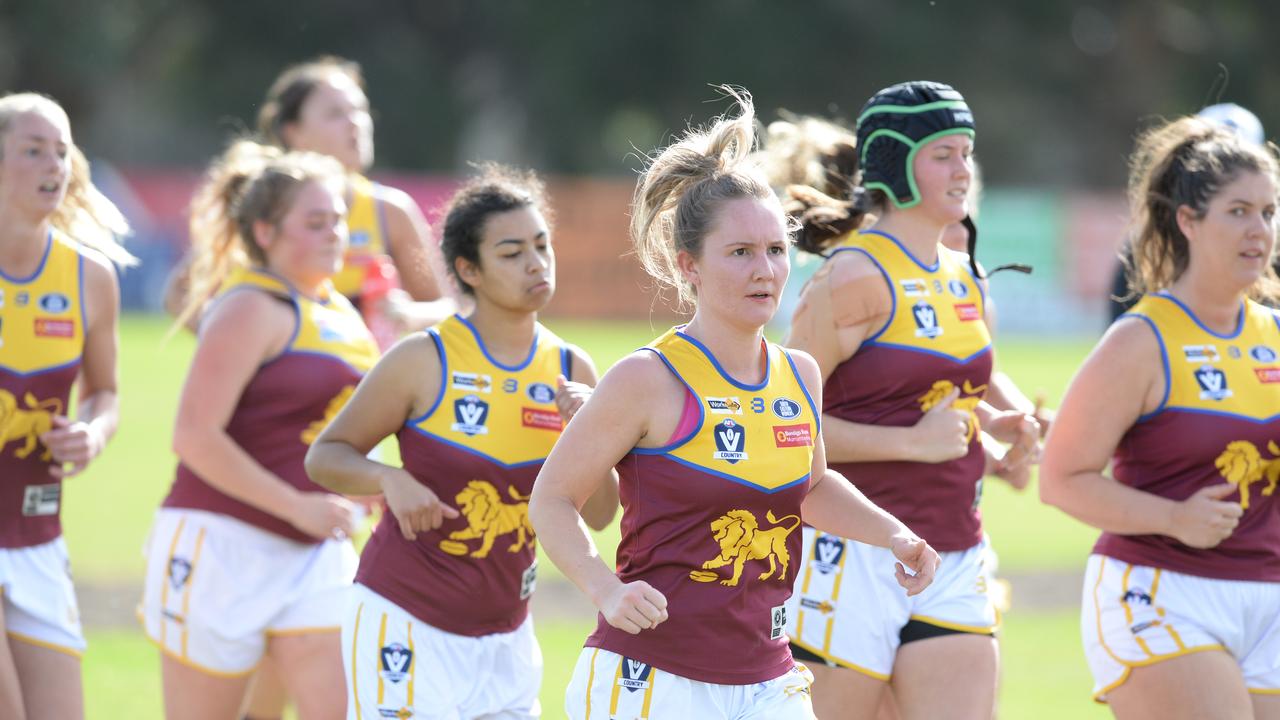 Murrumbeena Women’s Footy Team Unbeaten In South Eastern League 