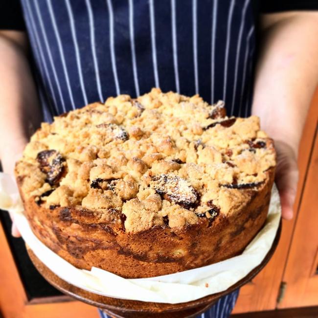 Three Girls Skipping's peach crumble anyone?