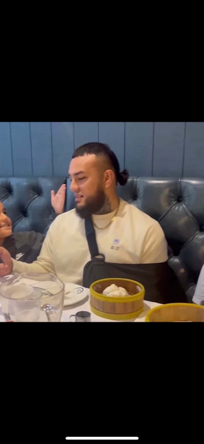 Addin Fonua-Blake with his arm in a sling.