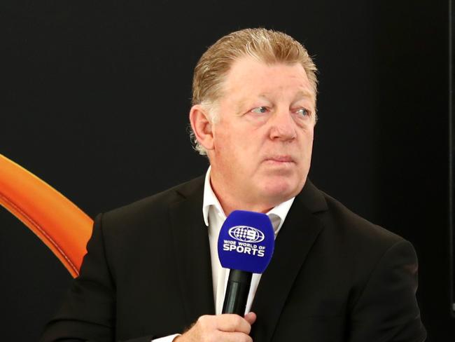 According to Gus Gould, it’s all about blinking.