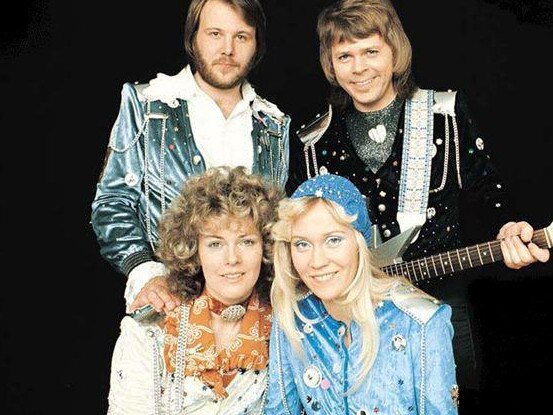 06/07/2008 LIBDISCARDS: 14/10/2005 PIRATE: Members of pop group ABBA Benny Andersson with Frida Lyngstad, Agnetha Faltskog and Bjorn Ulvaeus.   band/abba