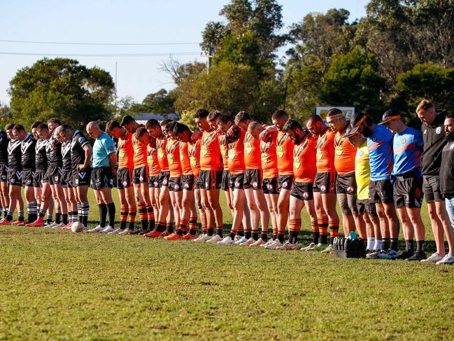 Team lineup before kick off. Picture Warren Gannon Photography