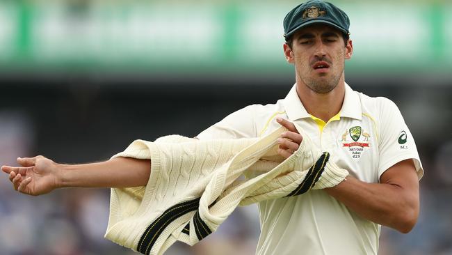 Mitchell Starc may have to sit out the MCG Ashes Test.