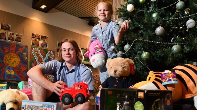 Lachlan Bill and Evelyn Crocker are big supporters of charity Backpacks 4 SA Kids. Picture: AAP/Keryn Stevens