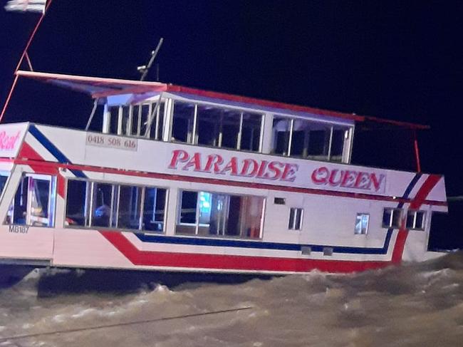 Paradise Queen sinking in Yarrawonga.