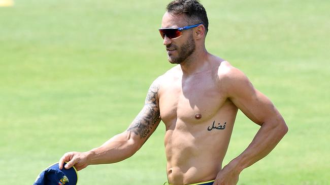 Faf du Plessis brings out the guns during training. Picture: Getty.