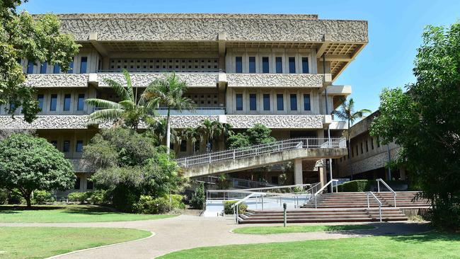 Townsville Courthouse. Picture: Shae Beplate.