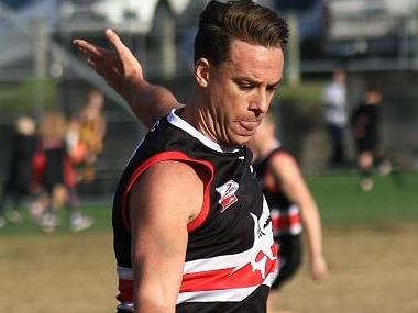 Park Orchards footballer Jarrod Wright gets a kick away in the Eastern Football League (EFL). Picture: Davis Harrigan