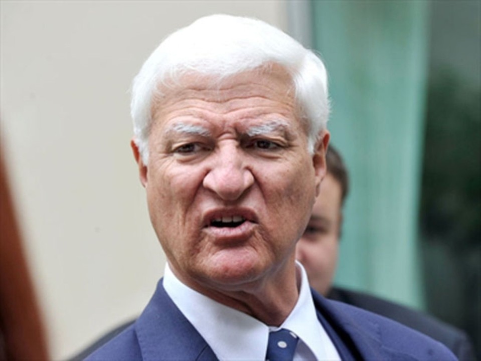 Katter continues crocodile cull calls