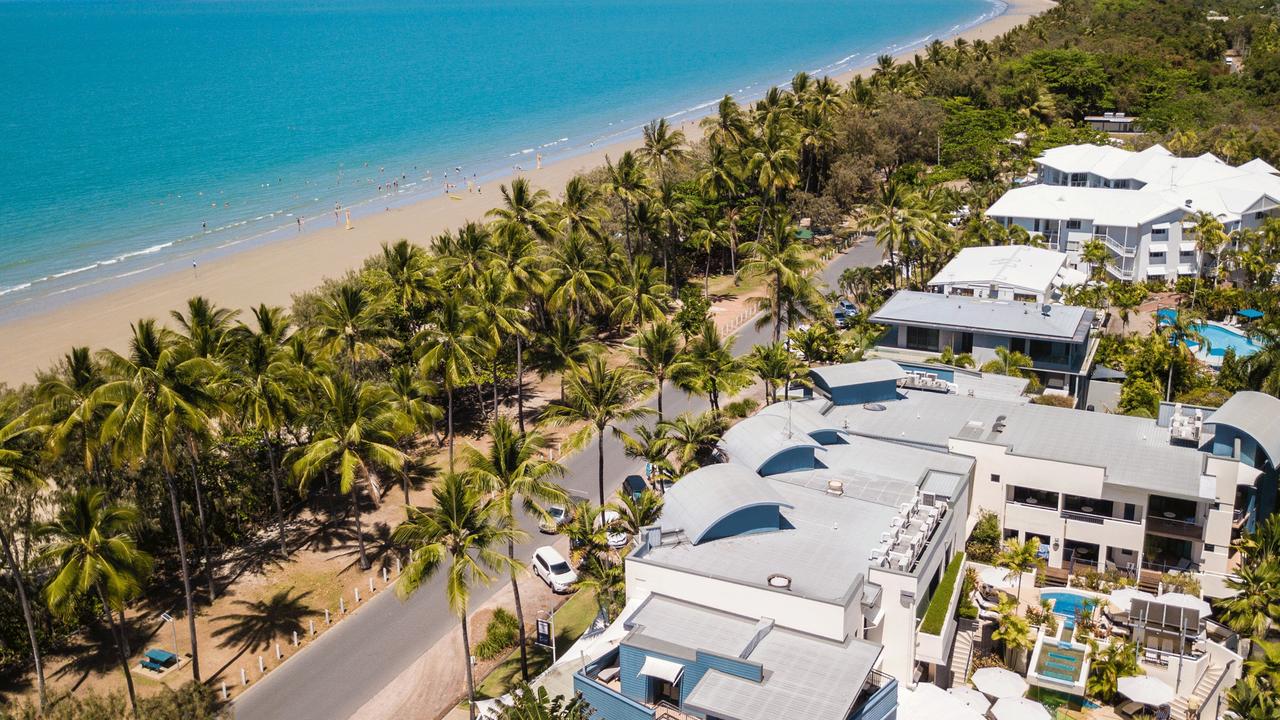 port douglas travel agent