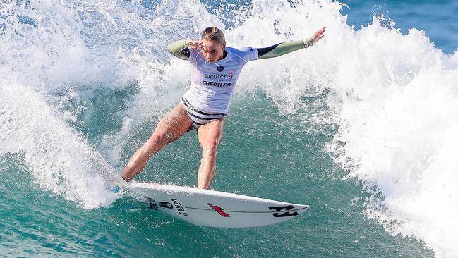 Junior world champion Macy Callaghan gave Tyler Wright a fright at the Swatch Pro.