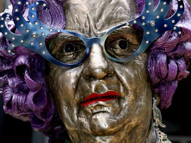 The statue of Dame Edna Everage.