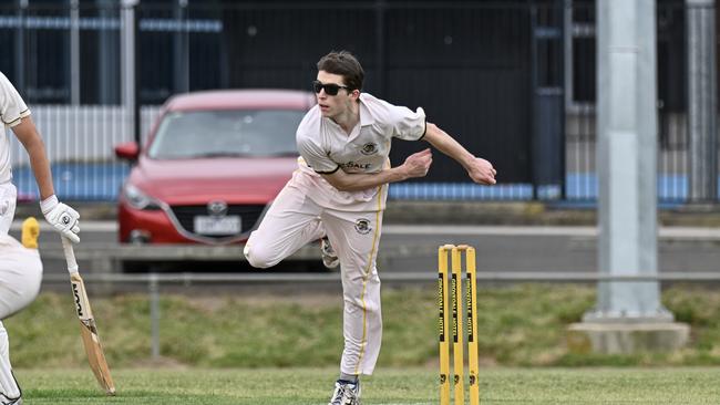 Grovedale bowler Rohan Smith. Picture: Wes Cusworth