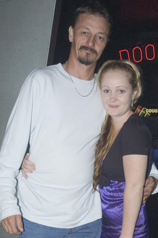 Socials, Doors Nightclub at Mackay : Bill and Kimberley Armstrong.