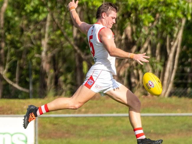 Waratah beat Southern Districts in Round 3 of the NTFL Men's Premier League. Picture: Aaron Black/AFLNT Media