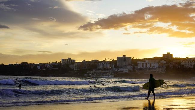 Sunset over Bondi Beach. Photographer: Thomas Parrish