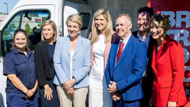 The ALP has promised to build a new $40 million TAFE facility in North Lakes if elected. Longman MP Susan Lamb, Deputy leader Tanya Plibersek, Labor candidate for Petrie Corinne Mulholland, Senator Chris Ketter, Bancroft MP Chris Whiting and NSW Senator Kristina Keneally make the announcement.