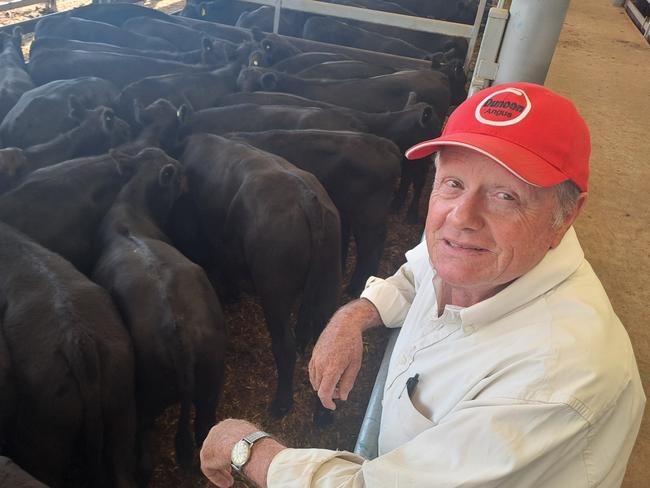 Anthony Nichol from Bethanga sold 32 Angus steers, 291kg for $1250 or 429c/kg at the Wodonga store cattle sale.