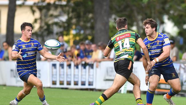East player Matt Smit passes to Max Baker Rugby union national championships between Easts and Gordon. Saturday March 20, 2021. Picture, John Gass