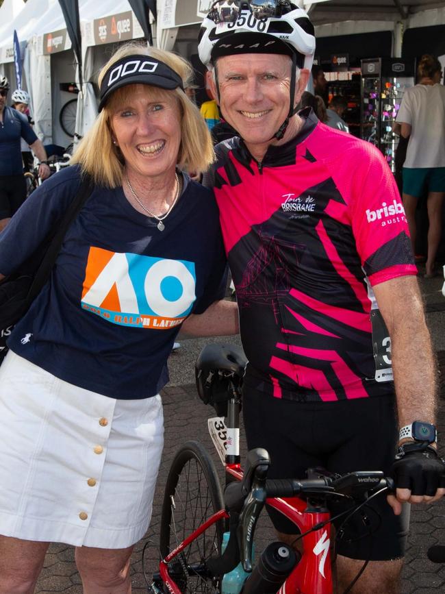 Thousands of cyclists took to the streets of the river city on Sunday for the Tour de Brisbane. \Photo: Grace Kessels.