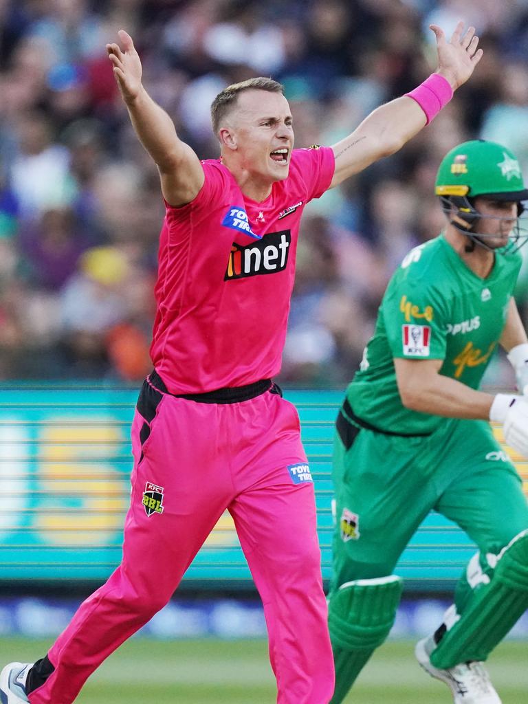 Tom Curran appeals for a wicket against Melbourne Stars.