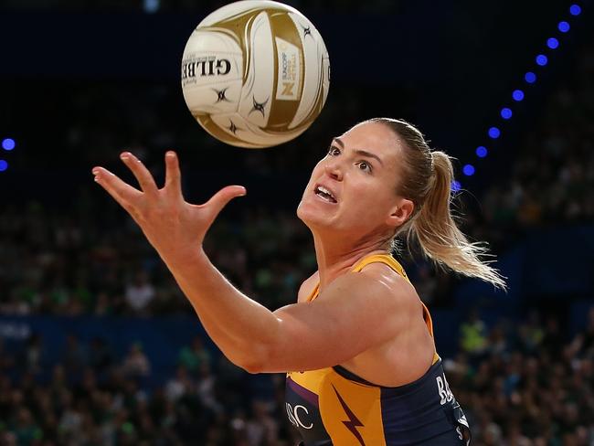 PERTH, AUSTRALIA - AUGUST 26:  Caitlin Bassett of the Lightning catches the ball during the Super Netball Grand Final match between the West Coast Fever and the Sunshine Coast Lightning at Perth Arena on August 26, 2018 in Perth, Australia.  (Photo by Paul Kane/Getty Images)