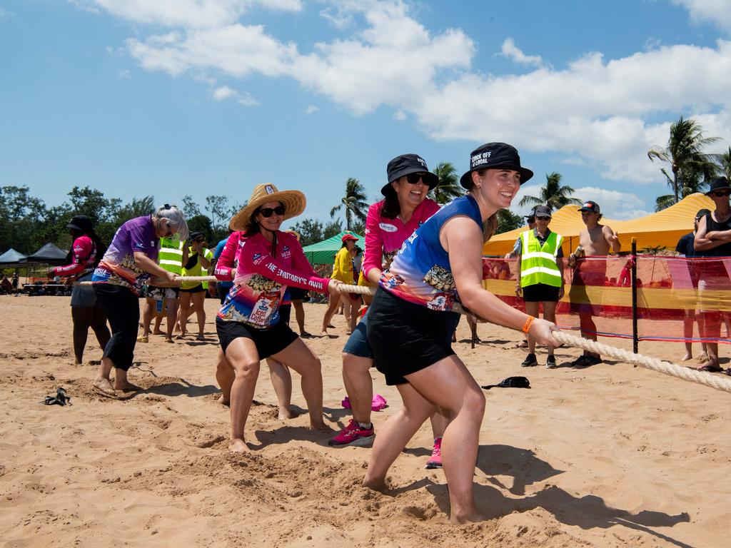 Tug of War at the Darwin Beer Can Regatta at Mindil Beach, 2024. Picture: Pema Tamang Pakhrin