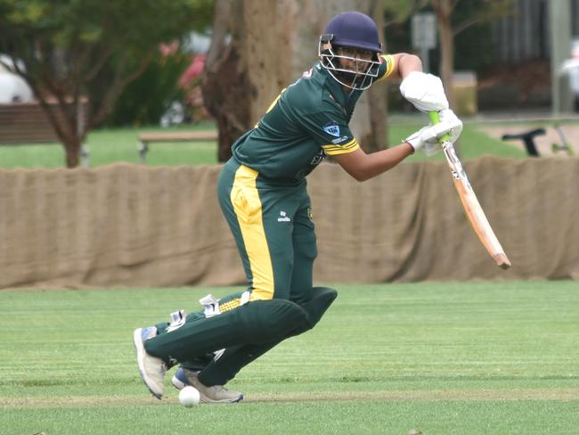 Junaid Mansoor looks for a run. Picture: Sean Teuma