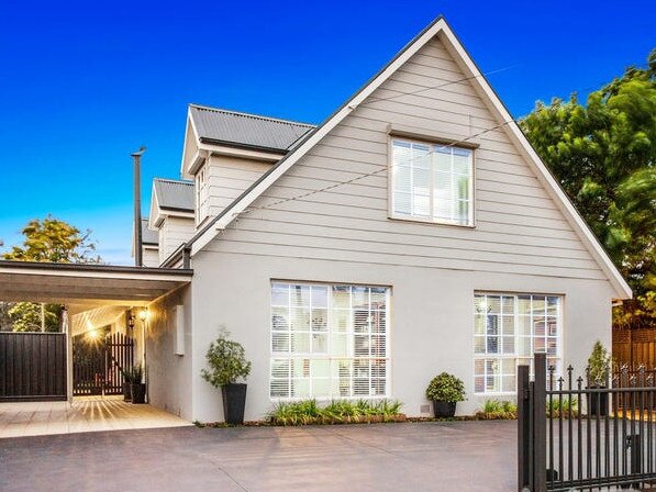 3 Jetty Rd, Werribee South - for herald sun real estate