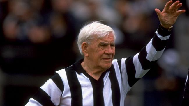 Lou Richards family says the former Collingwood great would be looking down on the Pies with pride. Picture: Allsport AUS