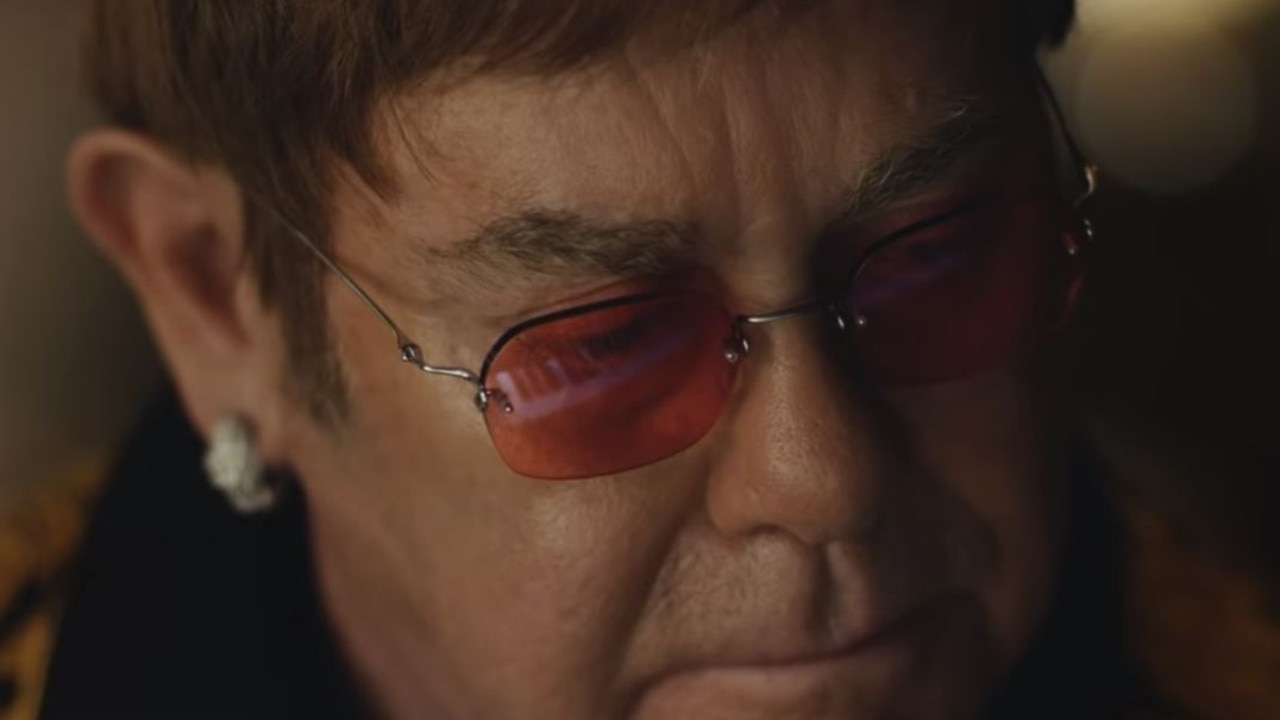 Elton John stars in 2018 Christmas ad for UK store John Lewis news