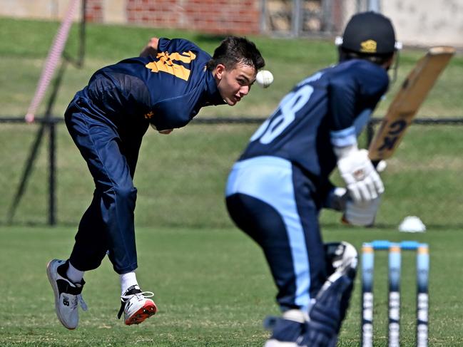 The Victorian Sub-District Association hopes to finally start its season on Saturday. Picture: Andy Brownbill